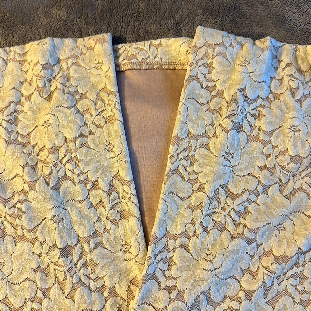Dress - Picture 3 of 5